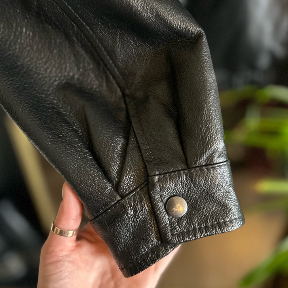 Leather jacket - Picture 5 of 6